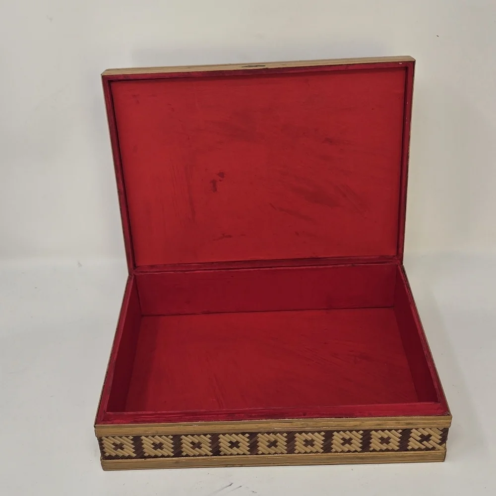Vintage straw bamboo marquetry trinket jewelry box‎ red lining photo slot
